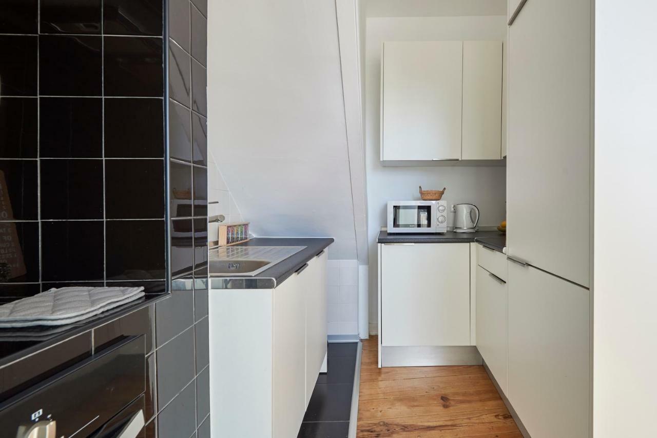 Charming Apartment Em Belem-Books And Canvas Lisboa Exteriör bild